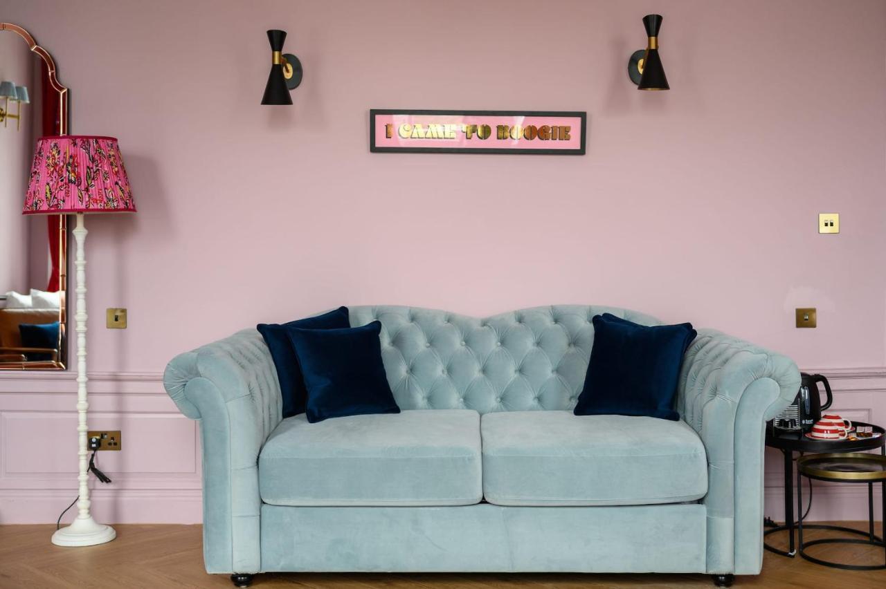 Spacious City Centre Family Room Edinburgh Exterior photo